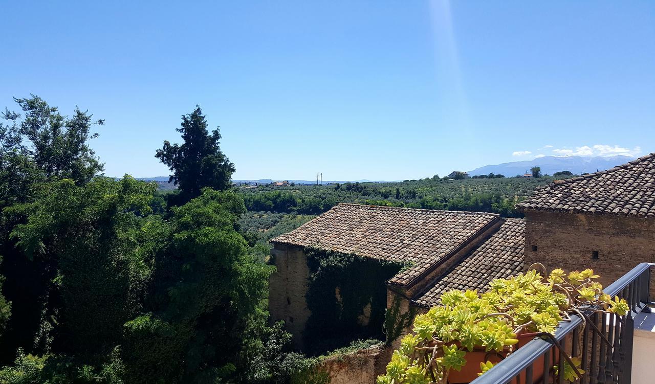 Dimora Amina Bed & Breakfast Loreto Aprutino Luaran gambar